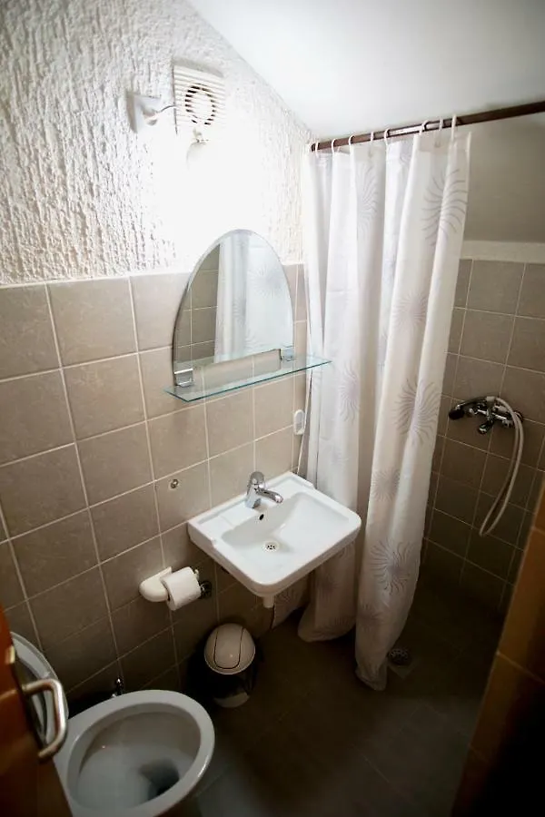 Apartment For 2 P. Trogir